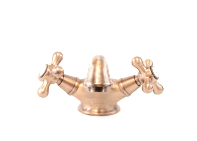 Смеситель для раковины Webert Armony AM700108060. медь