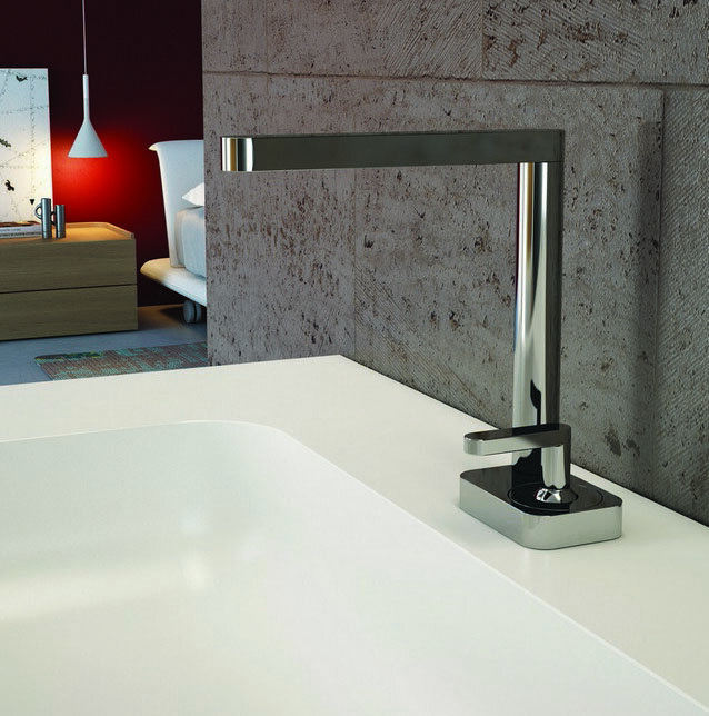 Смеситель для раковины Webert Living LV830102015. хром Смеситель для раковины Webert Living LV830102015. хром