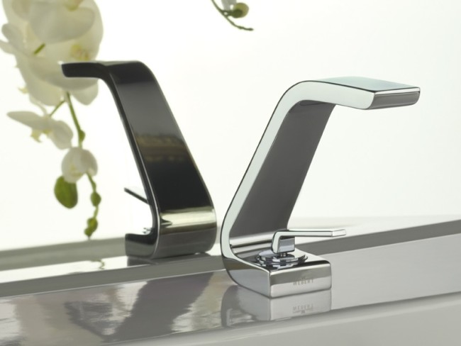 Смеситель для раковины Webert Wolo WO830102015. хром Смеситель для раковины Webert Wolo WO830102015. хром