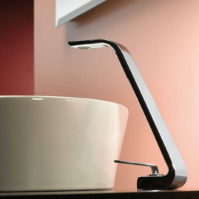 Смеситель для раковины Webert Wolo WO830402015. хром Смеситель для раковины Webert Wolo WO830402015. хром